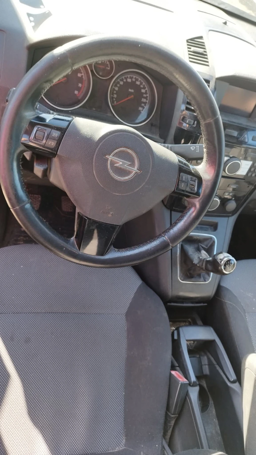 Opel Zafira 1.8 бензин на части вс работи по автомобила  - изображение 3