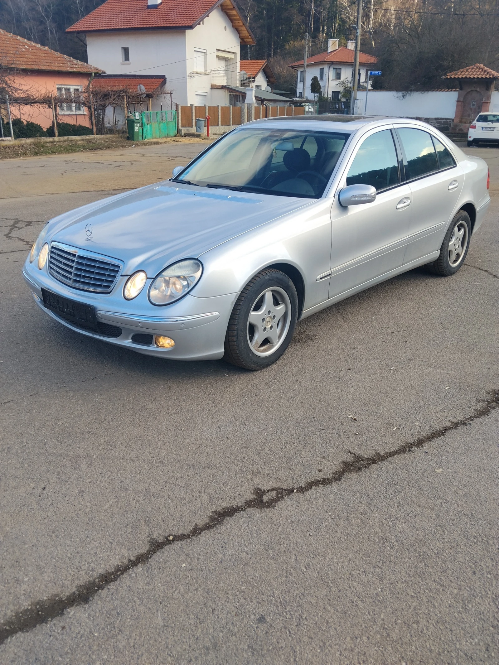 Mercedes-Benz E 200 2.0 | Mobile.bg � ����������� 1