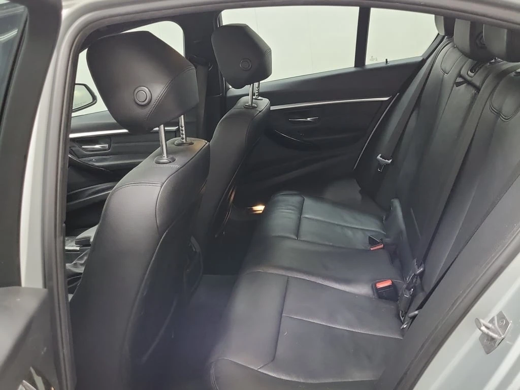 BMW 330 * 330I XDRIVE * CARFAX * ���� �� �� | Mobile.bg � ����������� 13