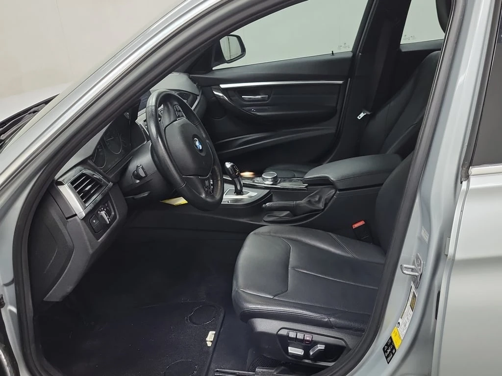 BMW 330 * 330I XDRIVE * CARFAX * ���� �� �� | Mobile.bg � ����������� 9