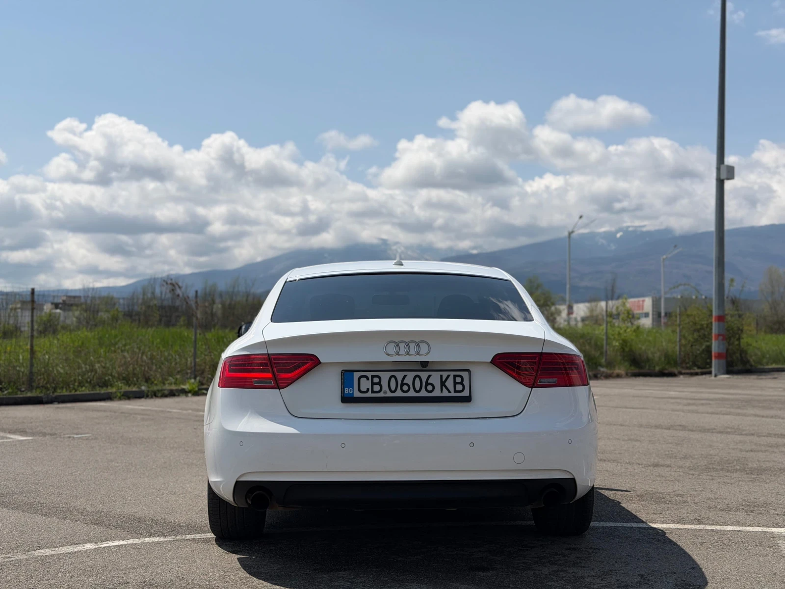 Audi A5 2.0 TFSI, снимка 6 - Автомобили и джипове - 53565525