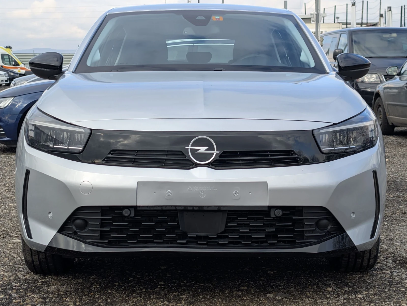 Opel Corsa 1.2i* 2024г.* 7700км, снимка 2 - Автомобили и джипове - 53743016