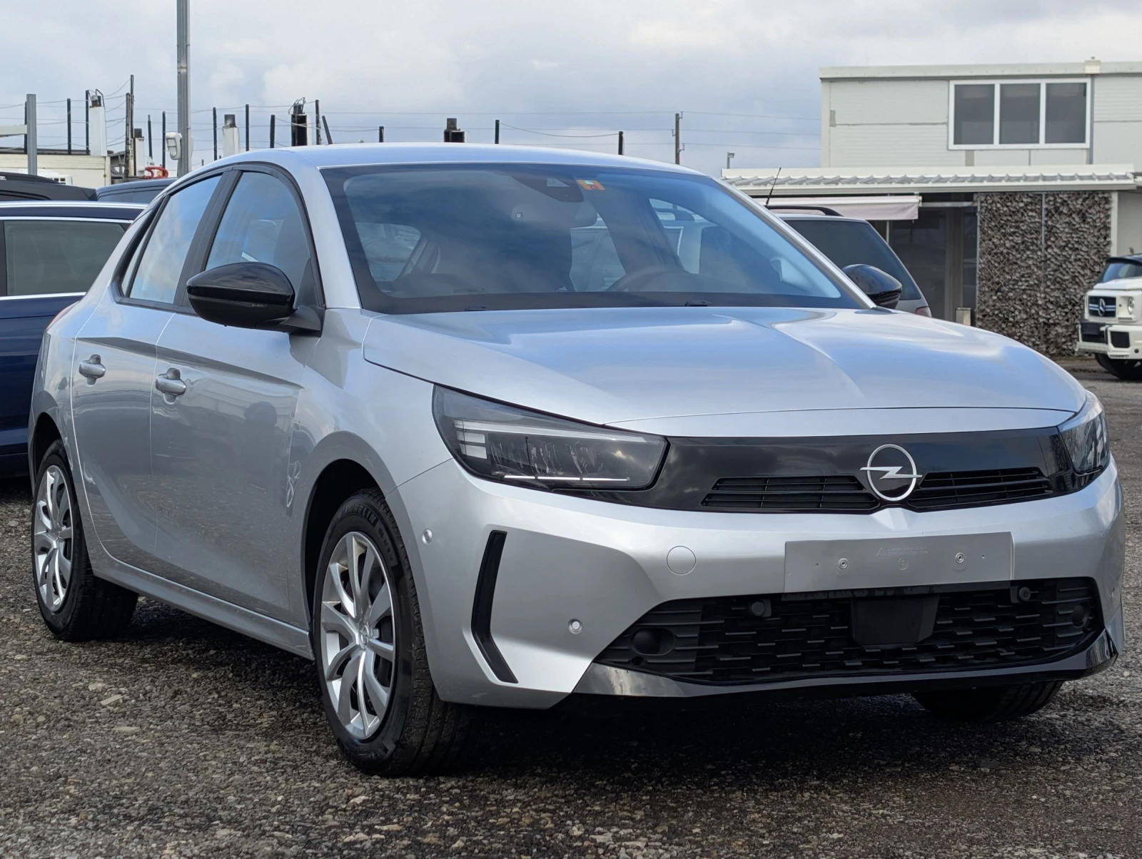 Opel Corsa 1.2i* 2024г.* 7700км, снимка 3 - Автомобили и джипове - 53743016