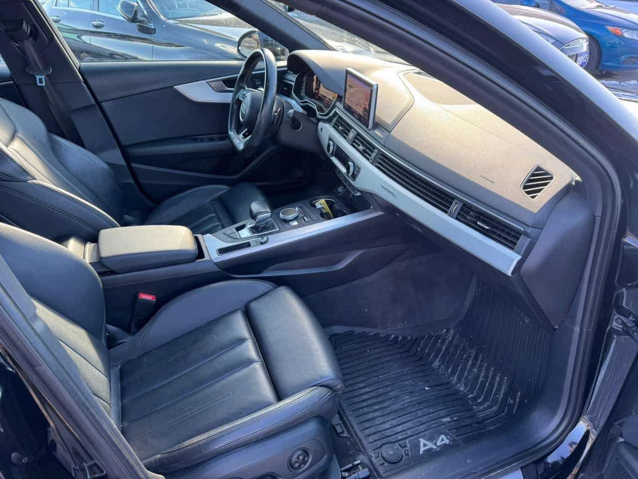 Audi A4 * Technik * CARFAX * ЦЕНА ДО БГ, снимка 16 - Автомобили и джипове - 53858329