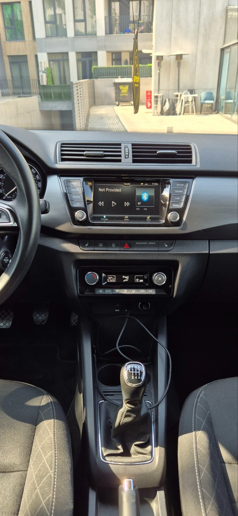 Skoda Fabia Комби Стайл 1, 0 TSI, снимка 3 - Автомобили и джипове - 53894838