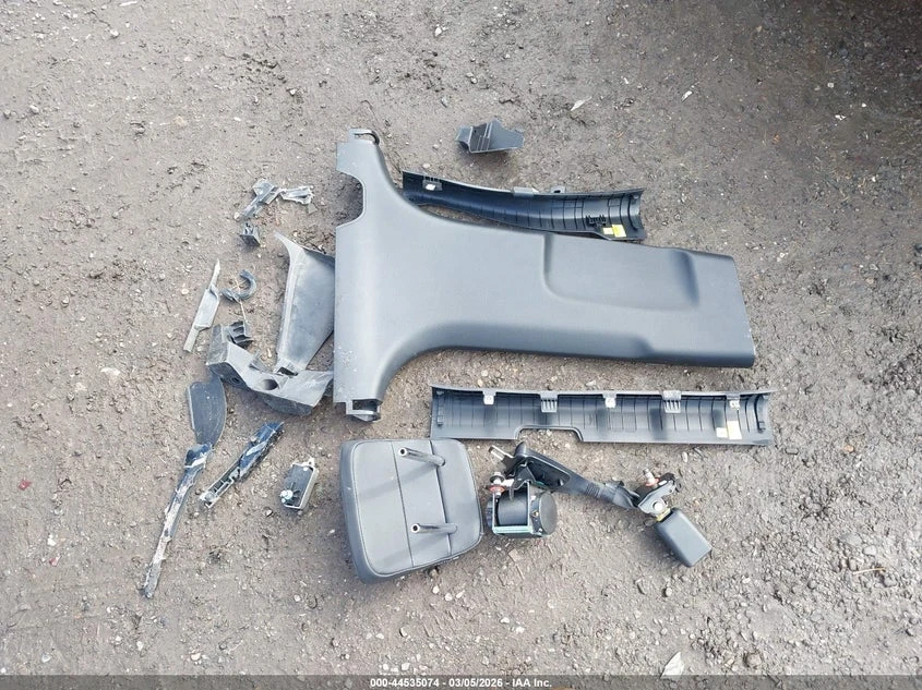 Genesis G70 2.0L I-4 DI, DOHC, VVT, TURBO, 252HP Rear Wheel | Mobile.bg � ����������� 12