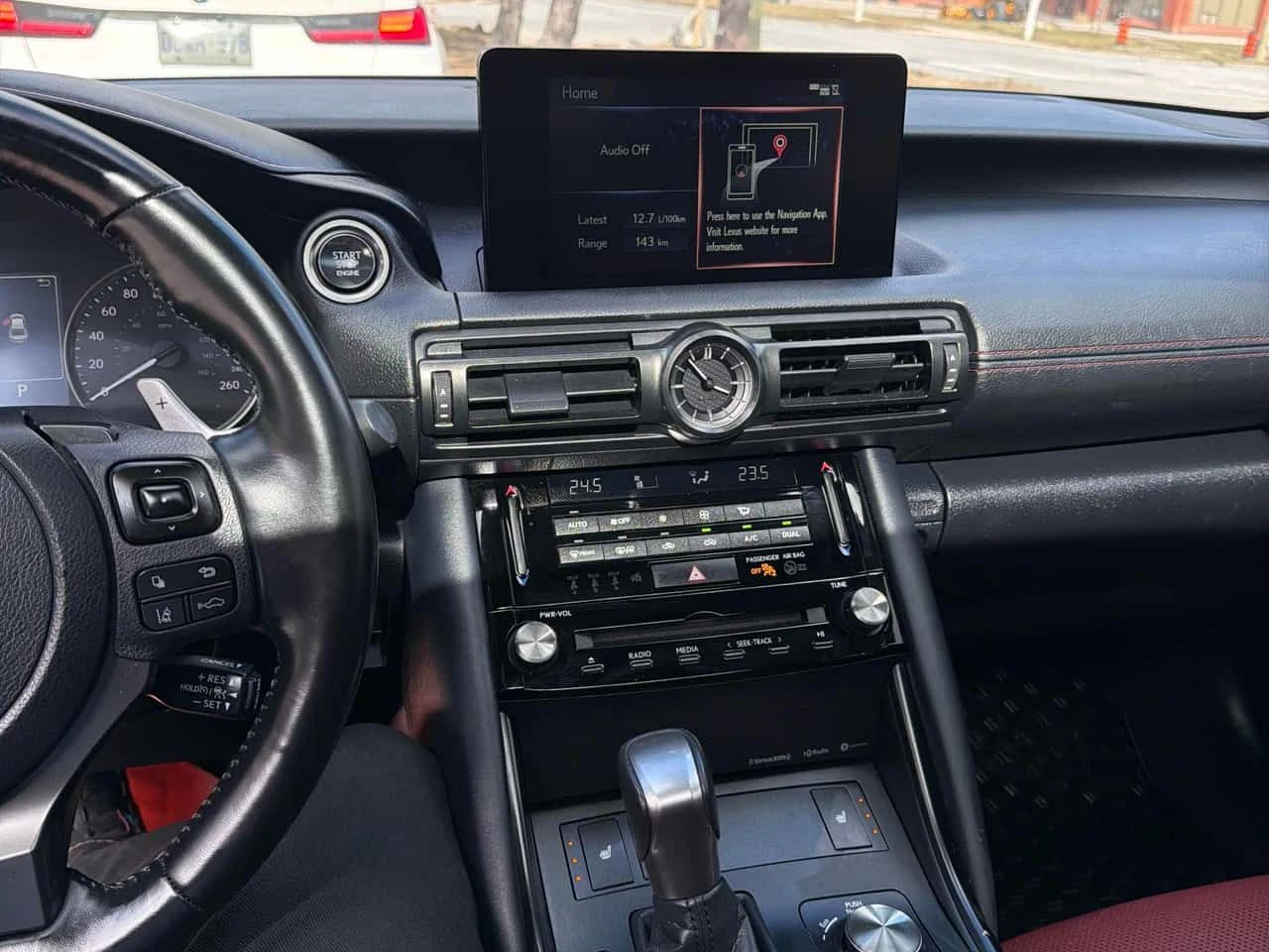 Lexus IS 300 F-SPORT* M/L* DISTRONIC* ПАНОРАМА* , снимка 9 - Автомобили и джипове - 54580628