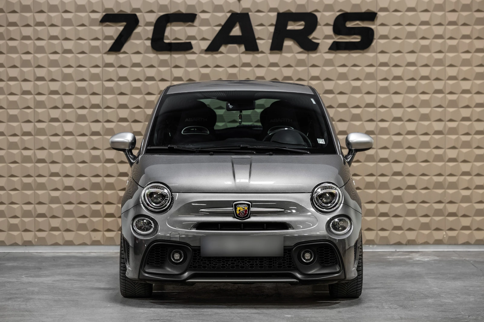 Abarth 595 Turismo 1.4 T-Jet * Akrapovič * , снимка 2 - Автомобили и джипове - 54600716