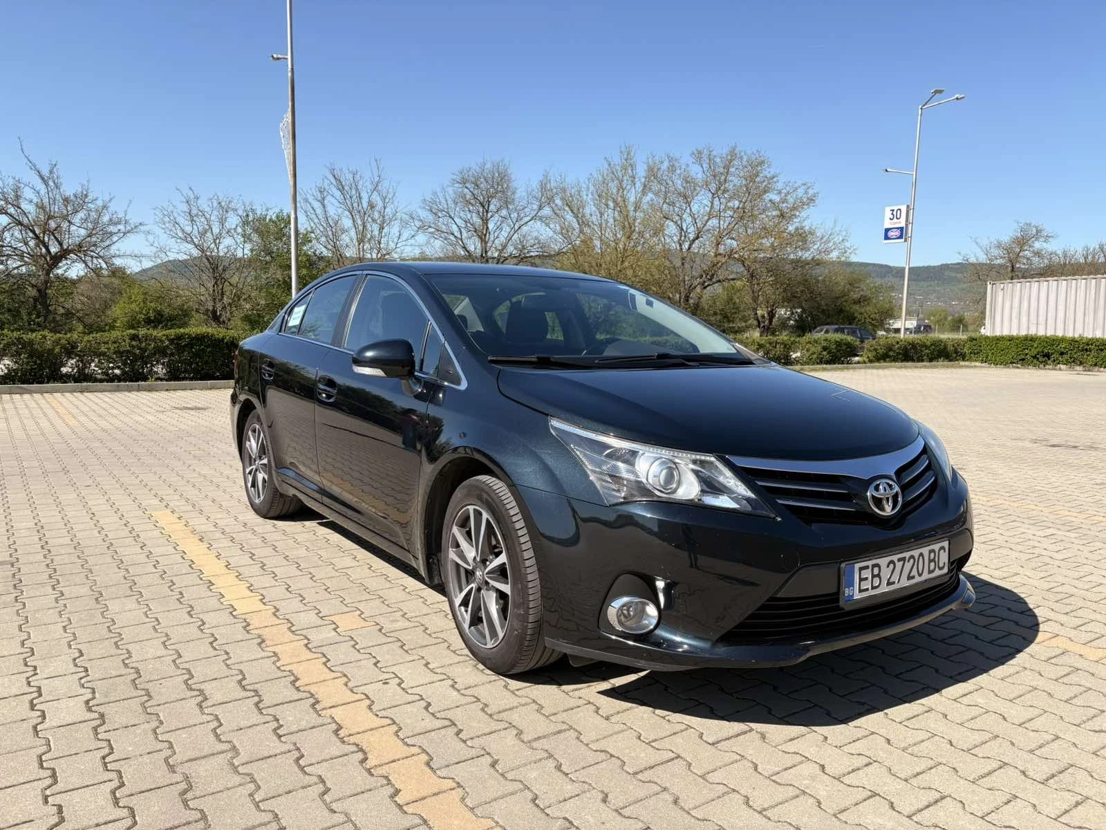 Toyota Avensis, снимка 12 - Автомобили и джипове - 55052089