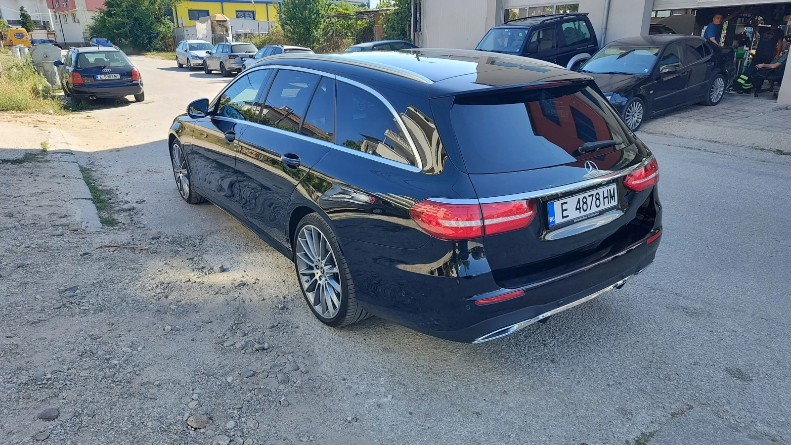 Mercedes-Benz E 400 D 4M AMG/WIDE/DTR+ 135хил км 8гуми с джанти, снимка 6 - Автомобили и джипове - 55210767