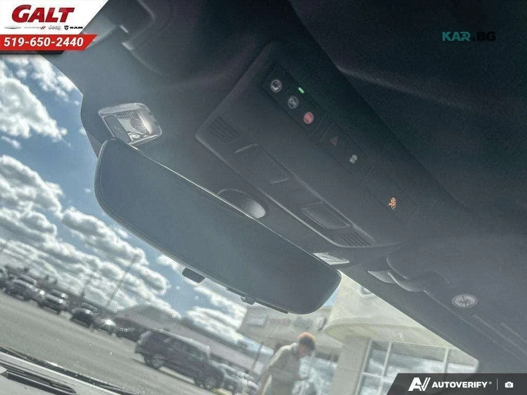 Chevrolet Corvette 2LT * Stingray *  AвтоКредит * (ЦЕНА ДО БГ), снимка 14 - Автомобили и джипове - 55399335
