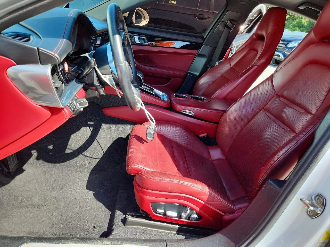Porsche Panamera 3.0l 4, снимка 7 - Автомобили и джипове - 55566286