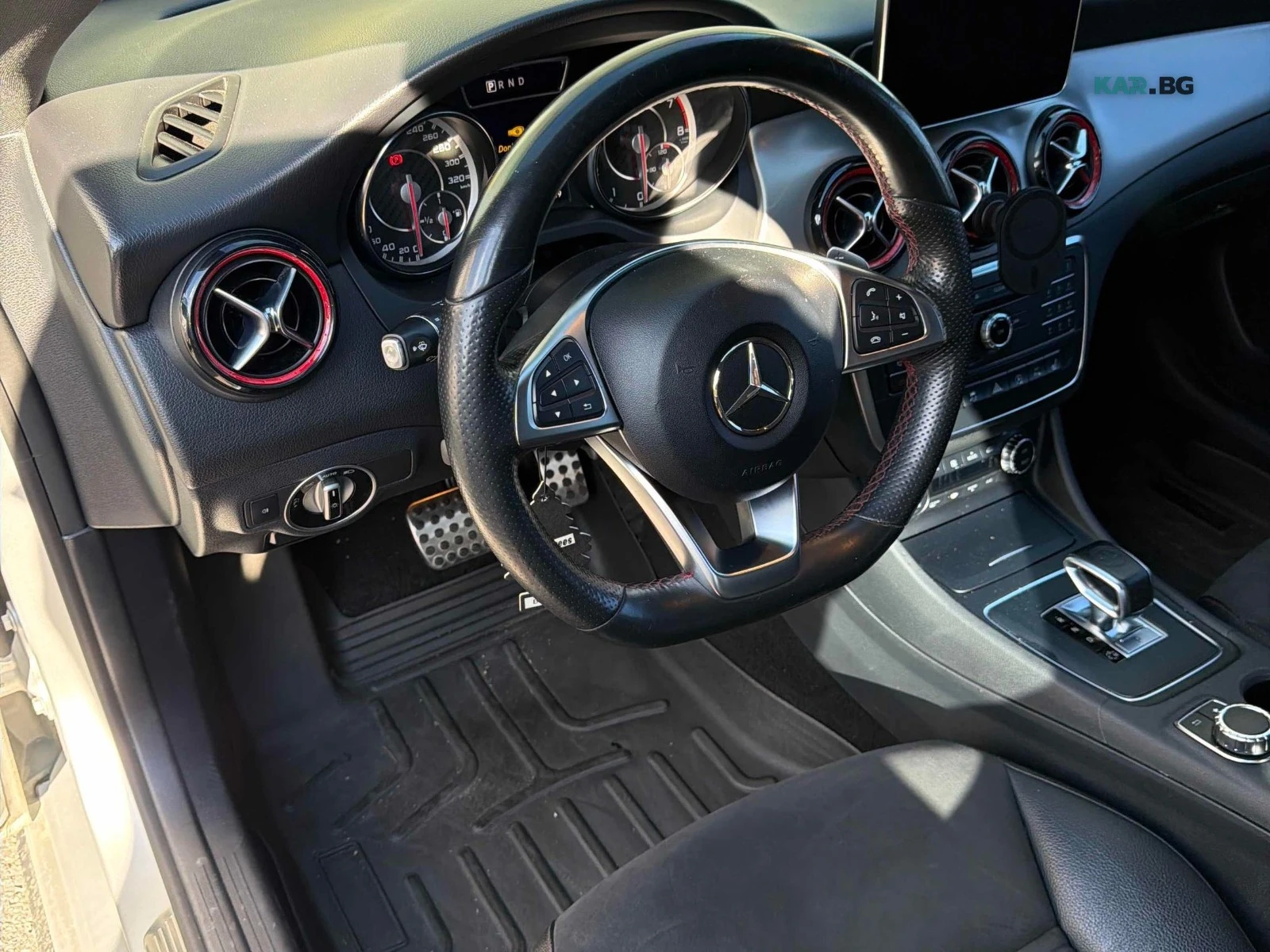 Mercedes-Benz CLA 45 AMG 4MATIC Автокредит Цена до България, снимка 6 - Автомобили и джипове - 55814485