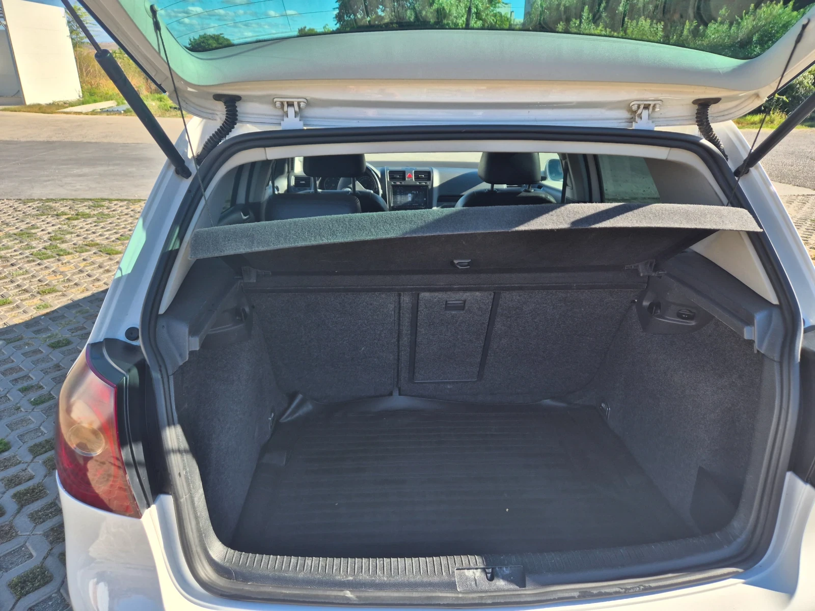 VW Golf GT Sport, снимка 15 - Автомобили и джипове - 56018929