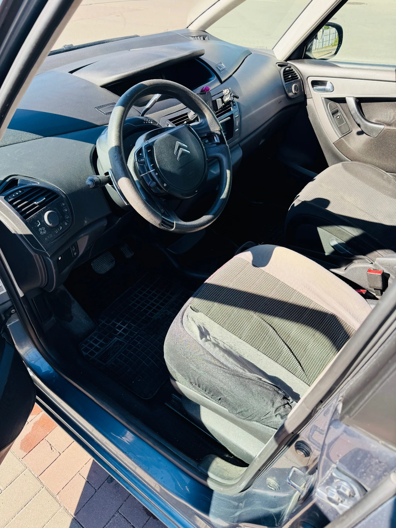 Citroen C4 Picasso, снимка 9 - Автомобили и джипове - 56158856