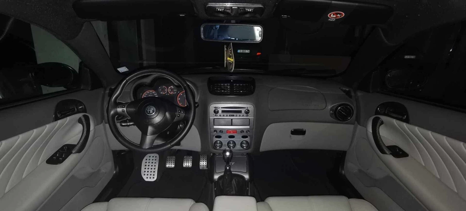 Alfa Romeo Gt, снимка 13 - Автомобили и джипове - 56238098