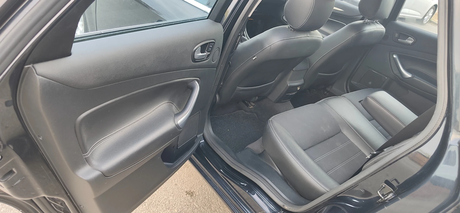Ford Mondeo * TITANIUM* , снимка 9 - Автомобили и джипове - 56445939