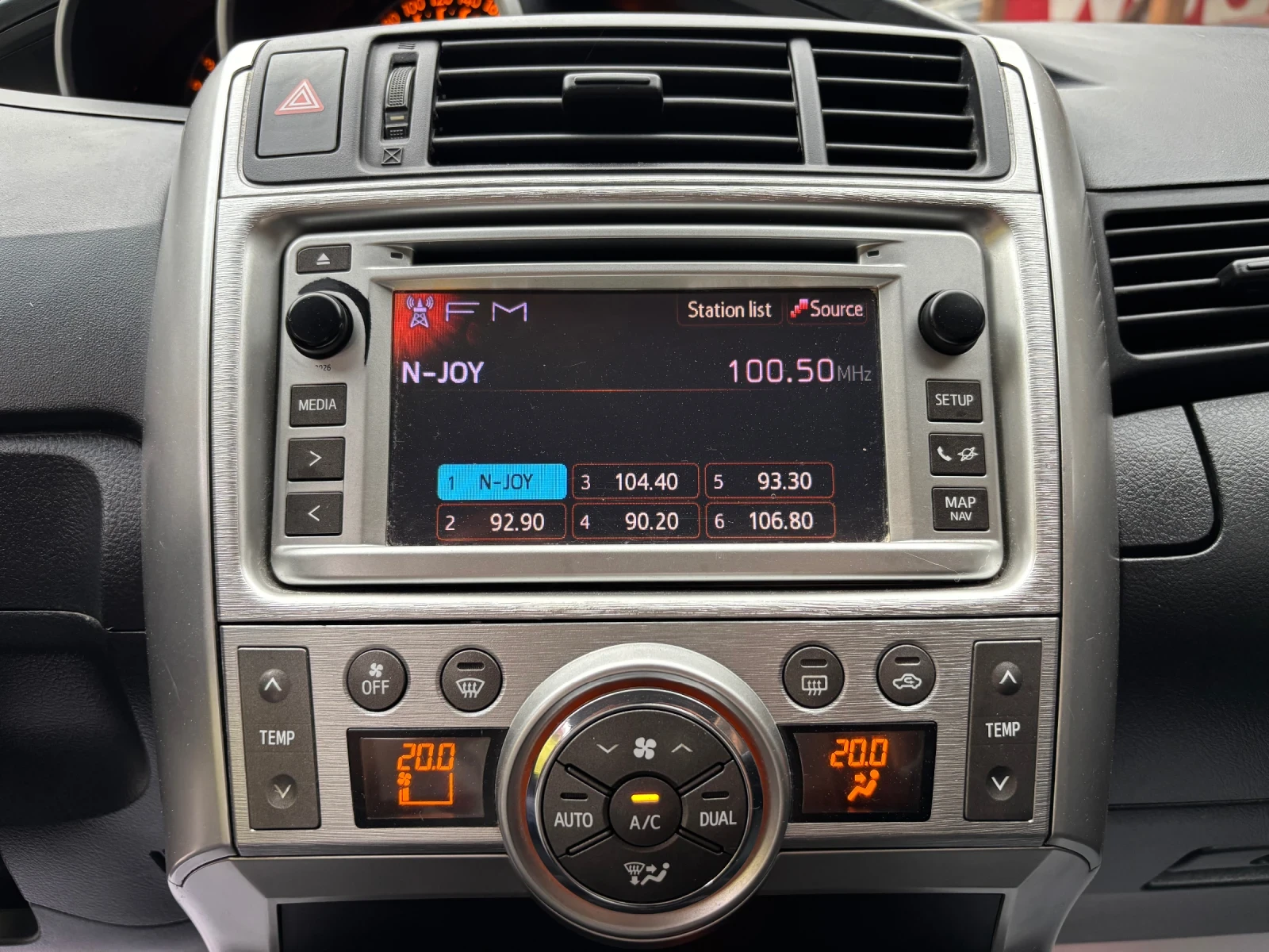 Toyota Verso 1.6 i ��������� / ����������� | Mobile.bg � ����������� 12