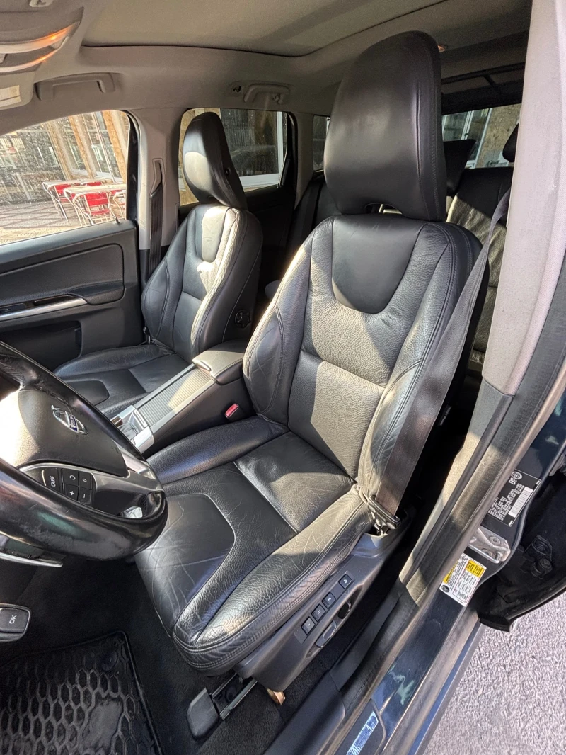 Volvo XC60 3.0 T6, снимка 8 - Автомобили и джипове - 52670354