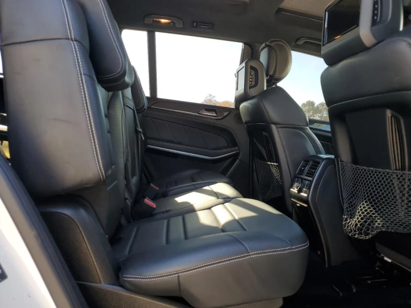 Mercedes-Benz GLS 63 AMG 4MATIC V8 BITURBO, снимка 11 - Автомобили и джипове - 52655422