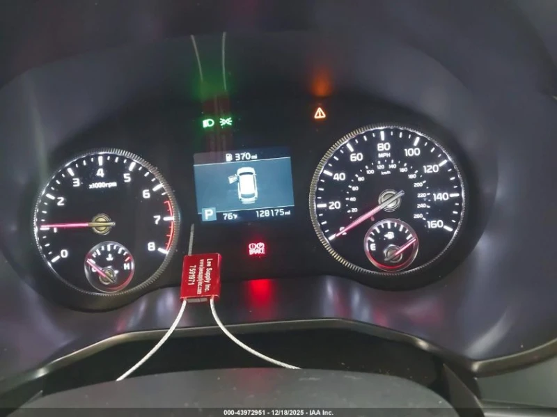 Kia Telluride 3.8l S, снимка 7 - Автомобили и джипове - 53234236