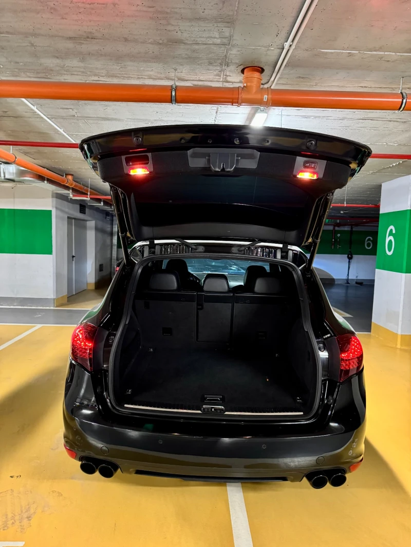Porsche Cayenne Turbo, снимка 7 - Автомобили и джипове - 53310669