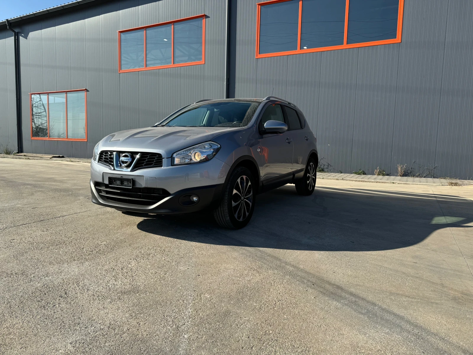 Nissan Qashqai Swiss 2.0 Top - изображение 3