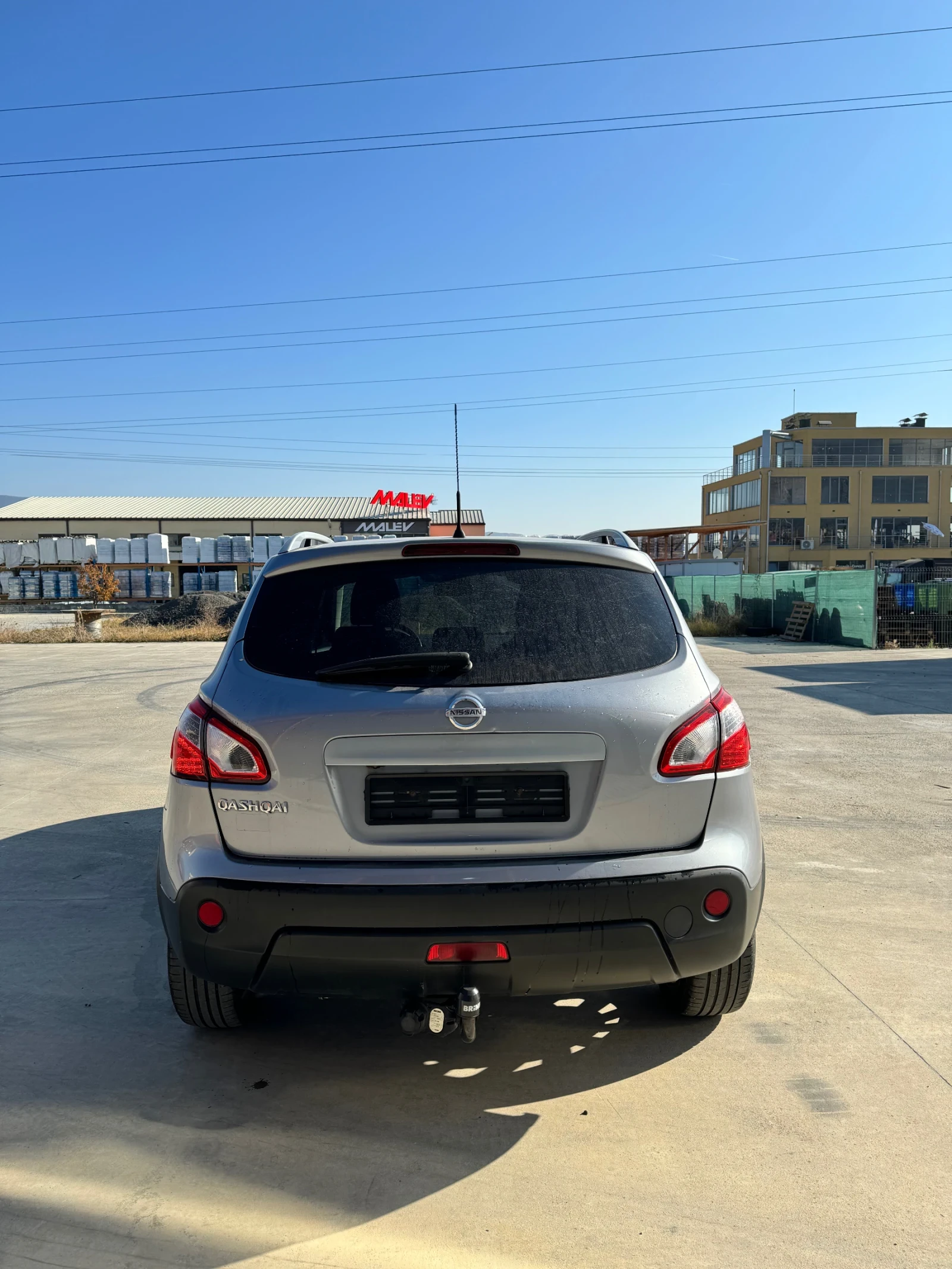 Nissan Qashqai Swiss 2.0 Top - изображение 4