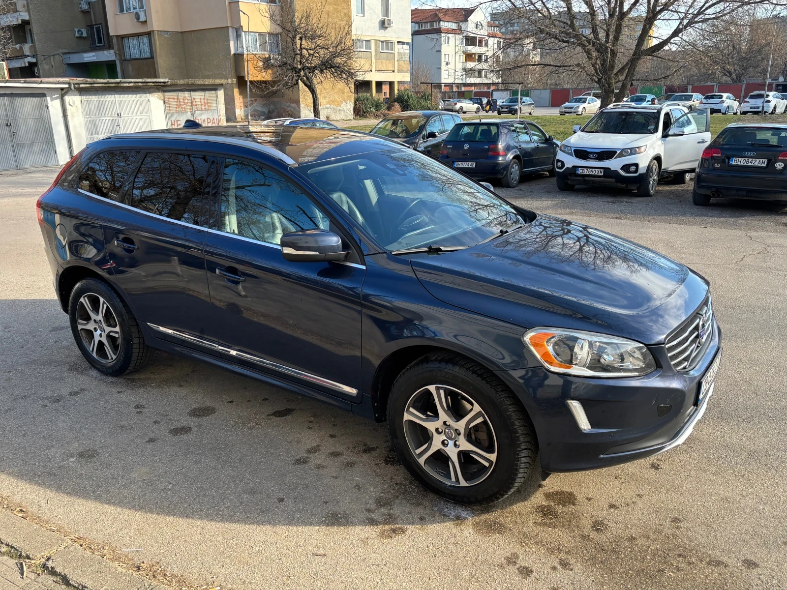 Volvo XC60 3.0 T6 - изображение 3