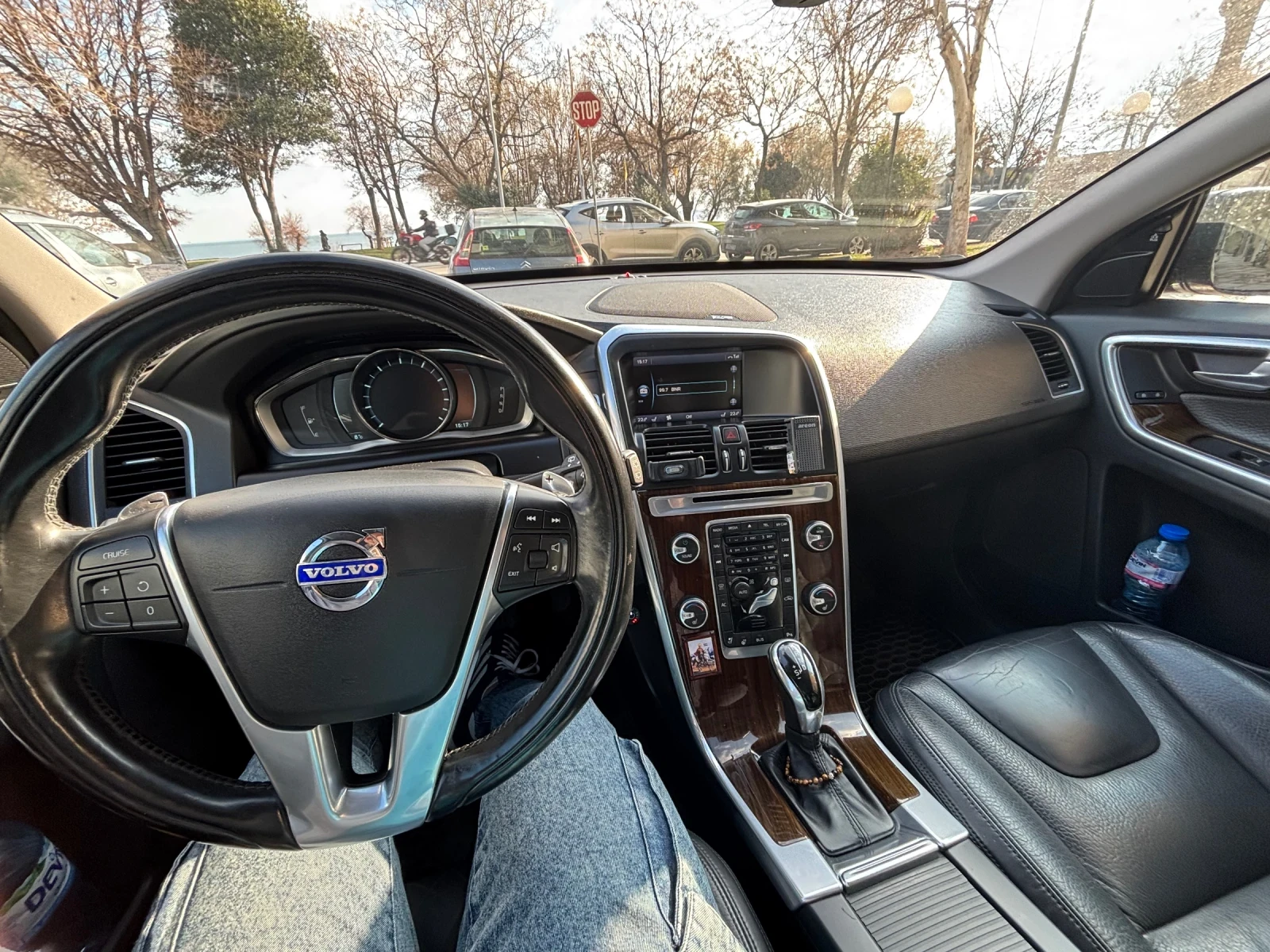 Volvo XC60 3.0 T6 - изображение 9