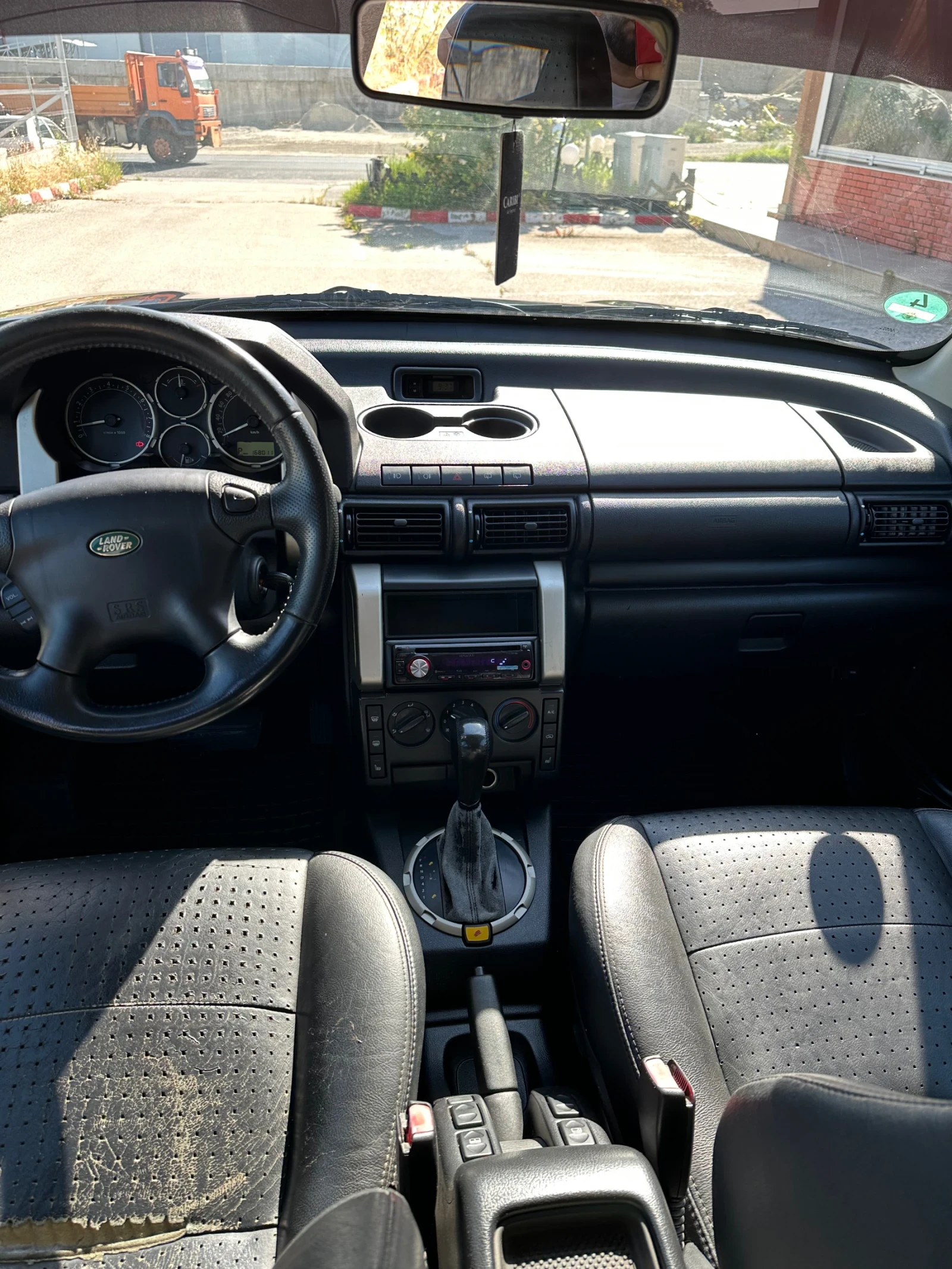Land Rover Freelander 2.5 177k Avtomat - изображение 6
