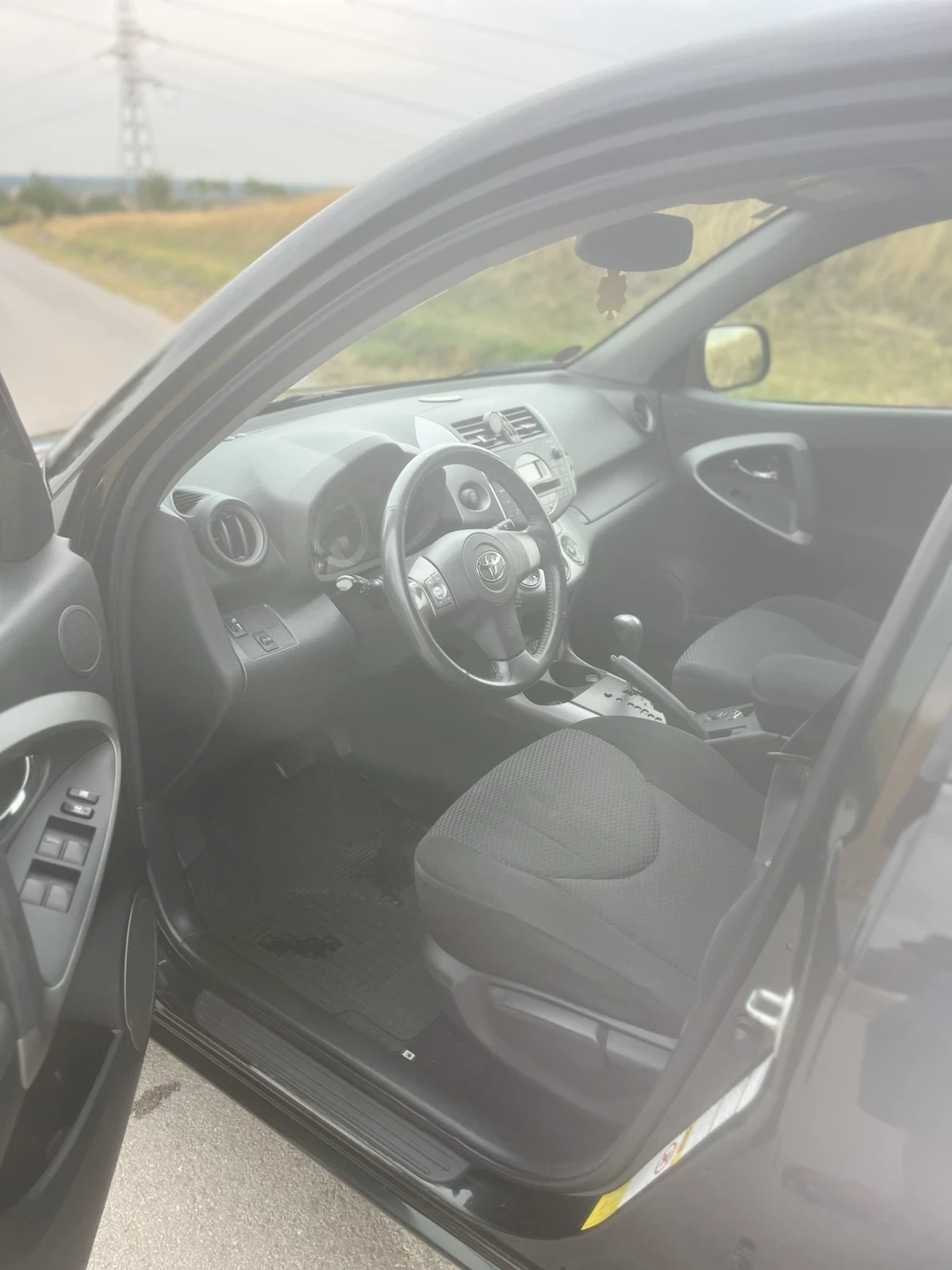 Toyota Rav4 2.0 - изображение 5