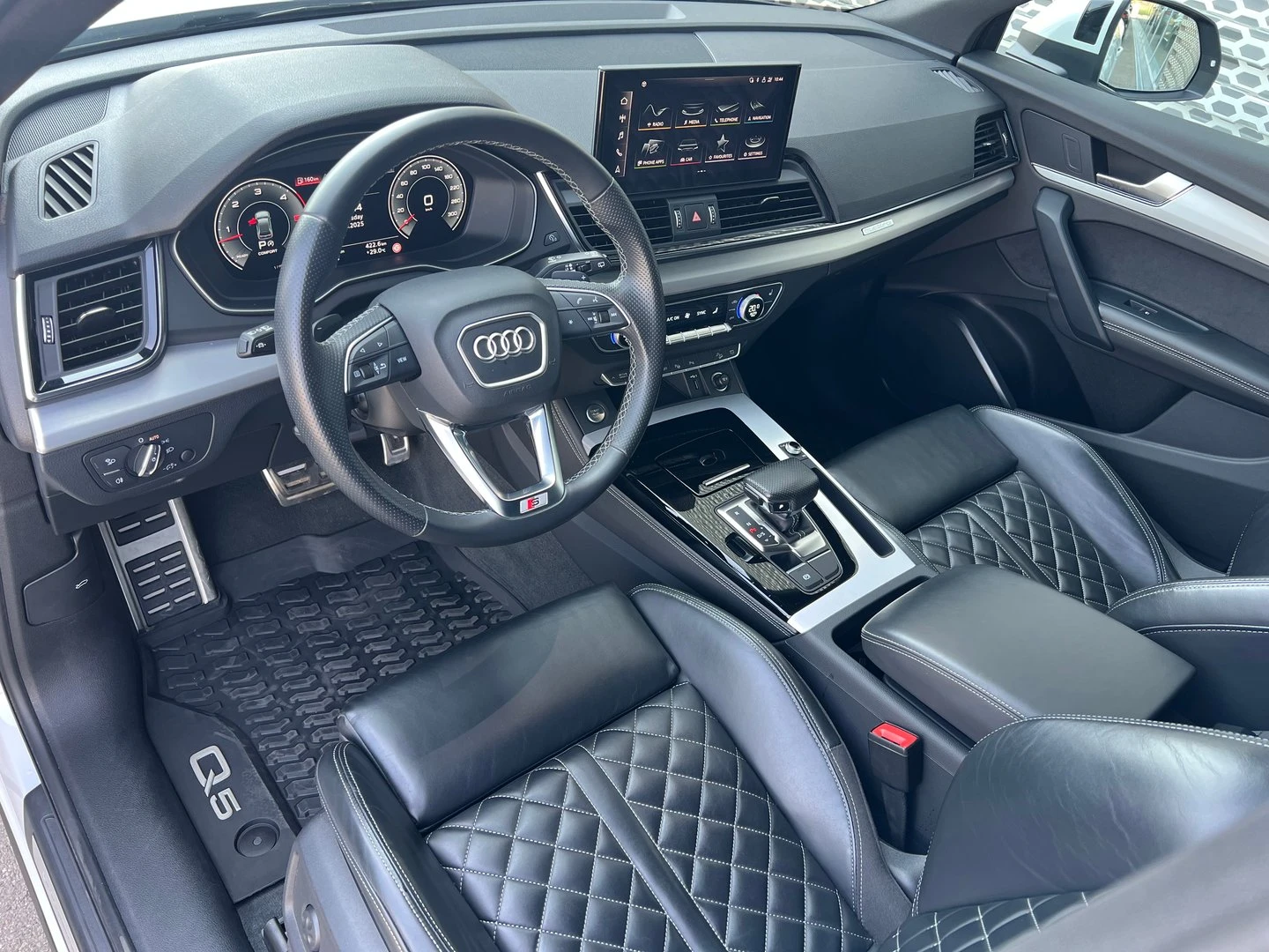 Audi Q5 S Line 50 TDI quattro - изображение 9