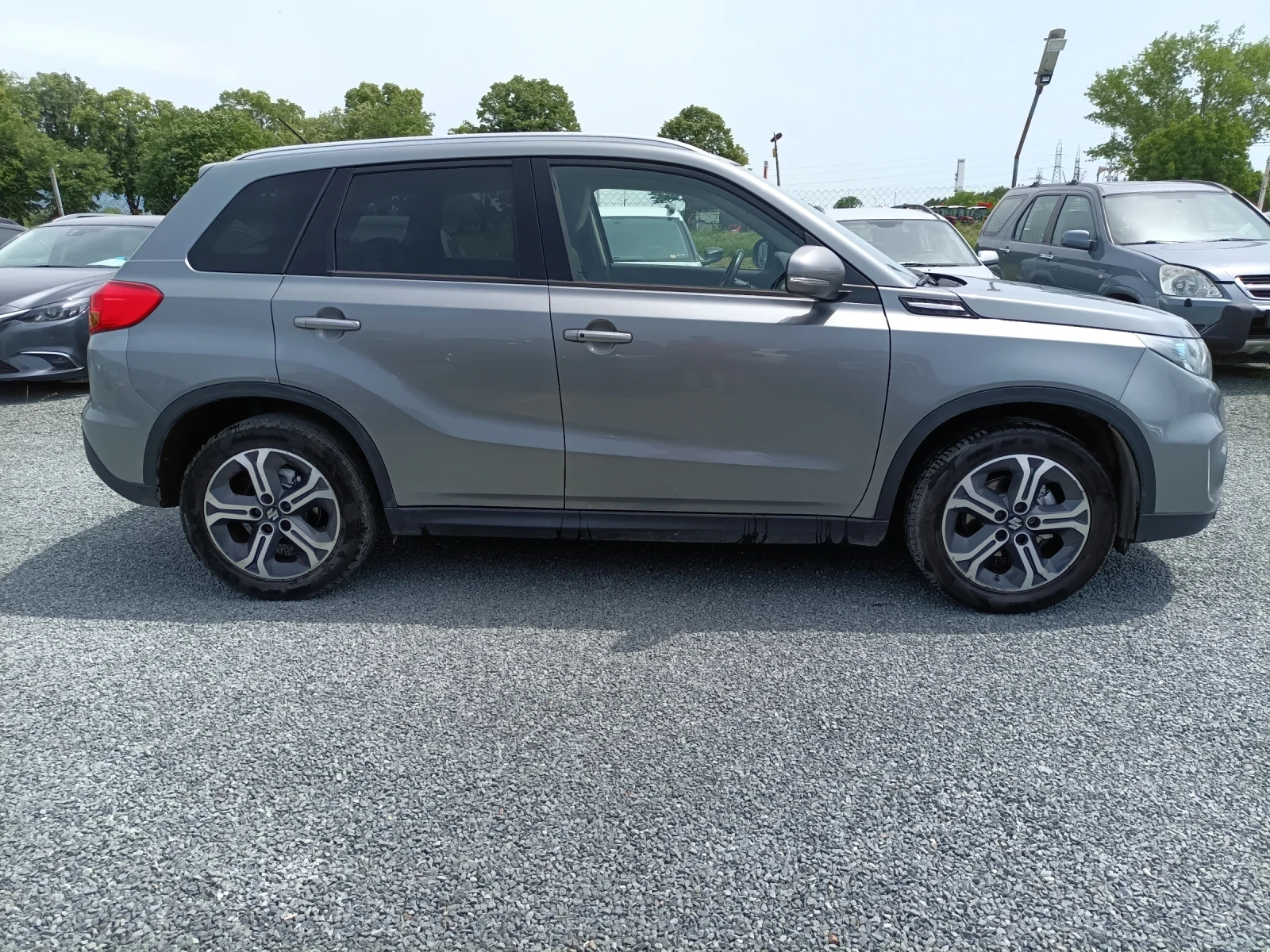 Suzuki Vitara Автомат газ 2016 - изображение 4