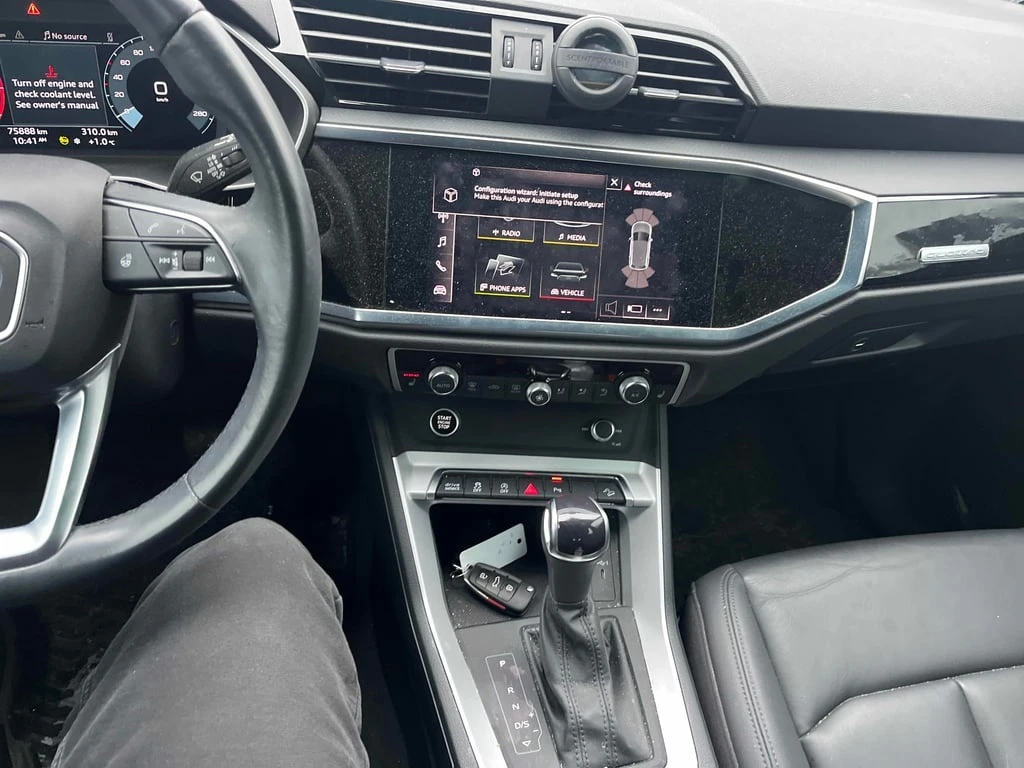 Audi Q3 * Komfort * CARFAX * ��� ������������ ������ | Mobile.bg � ����������� 9