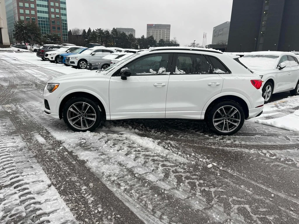 Audi Q3 * Komfort * CARFAX * ��� ������������ ������ | Mobile.bg � ����������� 2