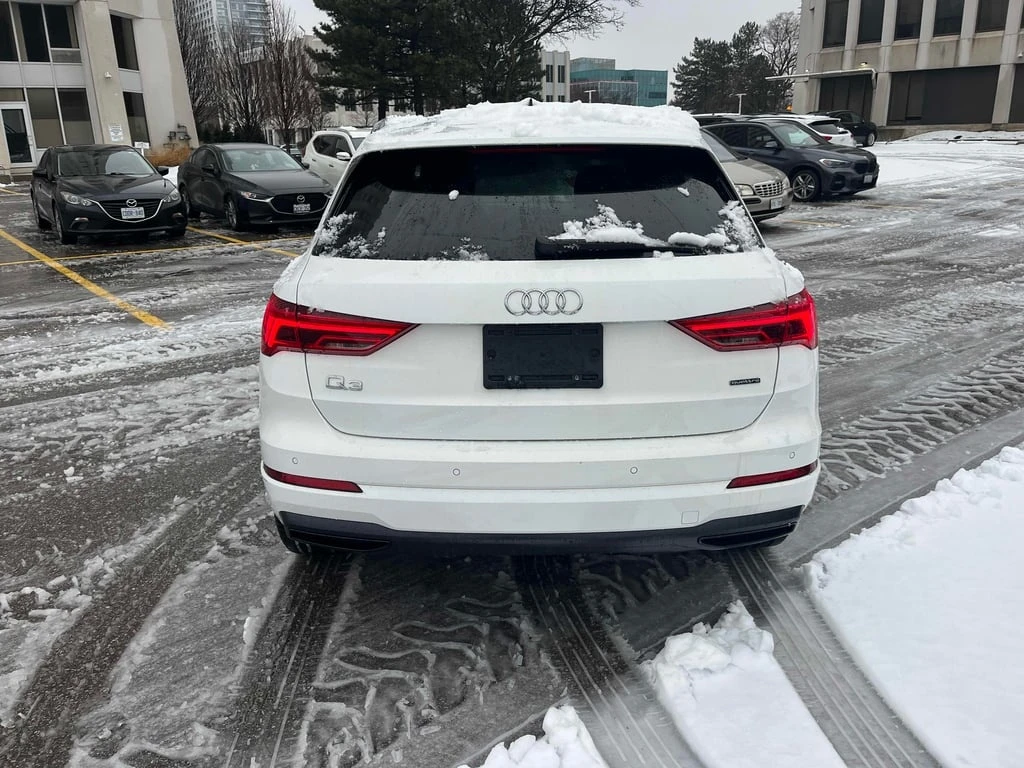 Audi Q3 * Komfort * CARFAX * ��� ������������ ������ | Mobile.bg � ����������� 4