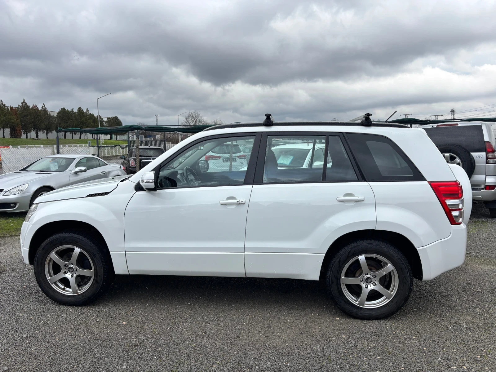 Suzuki Grand vitara ���� ��������� 2.4i ������ 4x4 Keyless  | Mobile.bg � ����������� 4