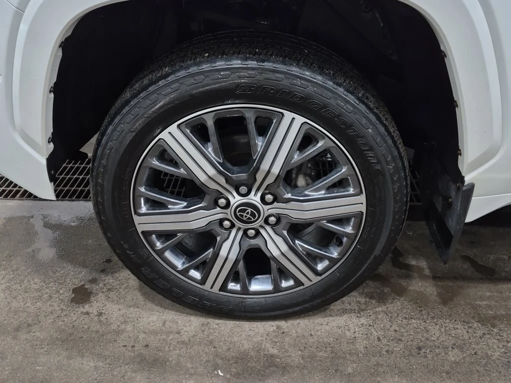 Toyota Tundra * CAPSTONE HYBRID CREW CAB SHORT BED * CARFAX * БЕ - изображение 6