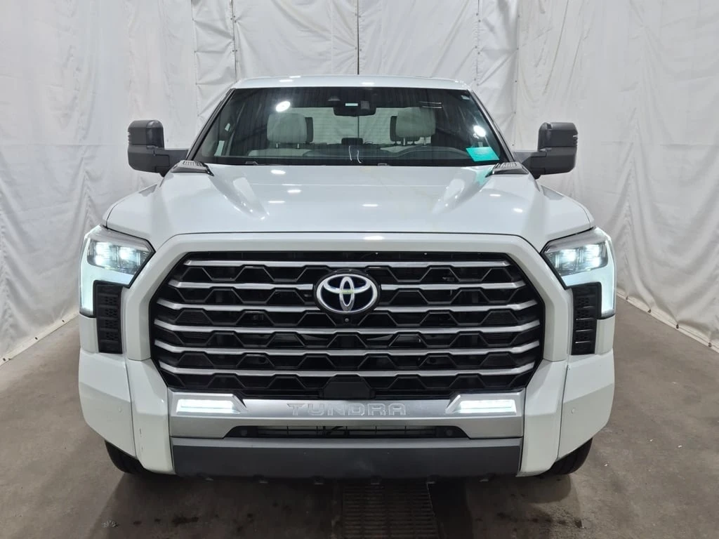 Toyota Tundra * CAPSTONE HYBRID CREW CAB SHORT BED * CARFAX * БЕ - изображение 8