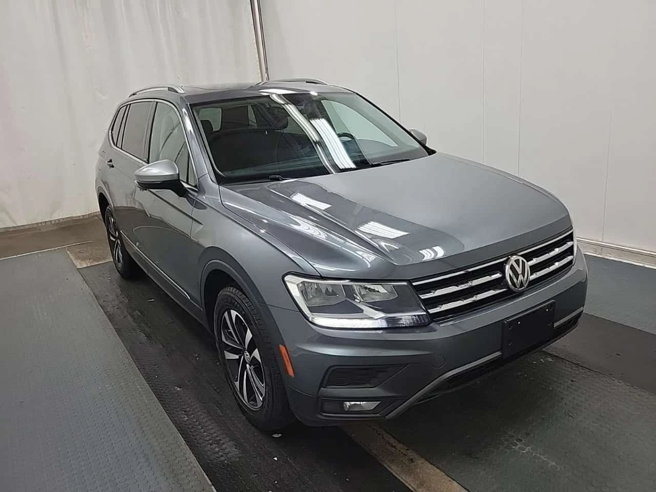 VW Tiguan * 4Motion SE, SE R Line Black, SEL * CARFAX * ���� | Mobile.bg � ����������� 1
