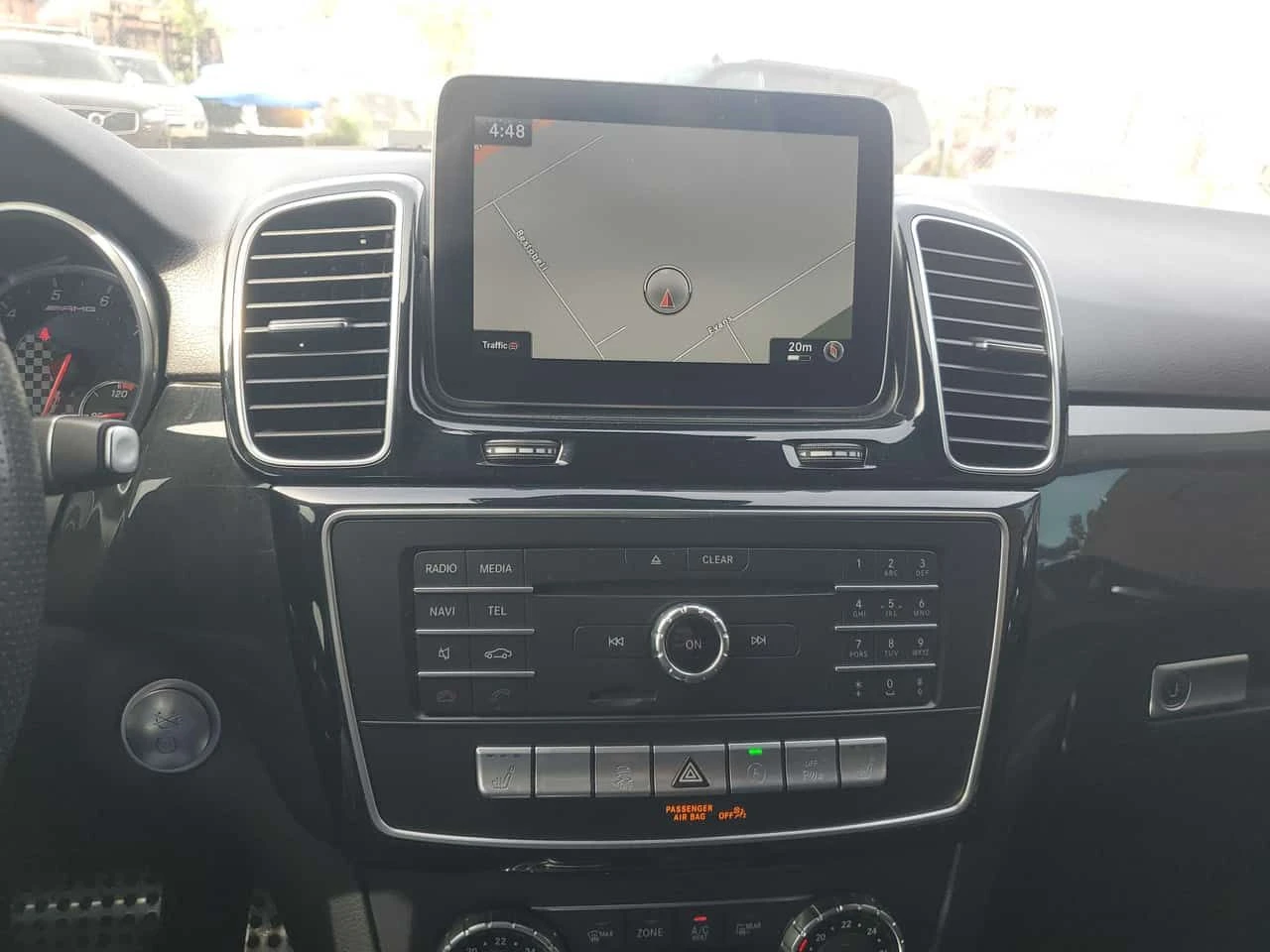 Mercedes-Benz GLE 43 AMG  | DISTRONIC | 360 | HARMAN KARDON | CARFAX , снимка 9 - Автомобили и джипове - 54647773