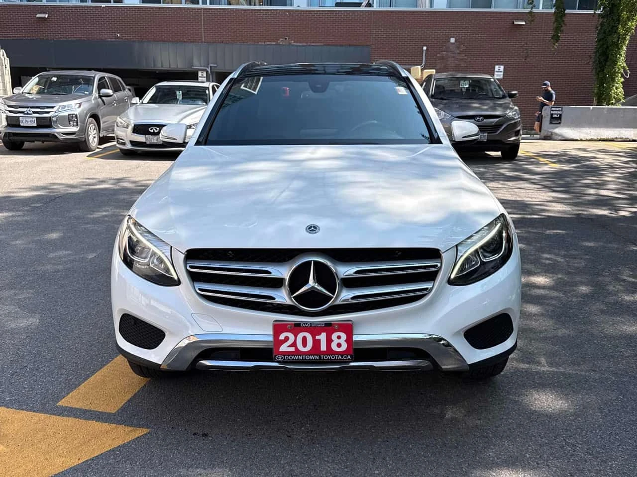 Mercedes-Benz GLC 300 CARFAX/ПАНОРАМА/ПОДГРЕВ/НАВИ/ПАМЕТ/КЛИП, снимка 6 - Автомобили и джипове - 55410408