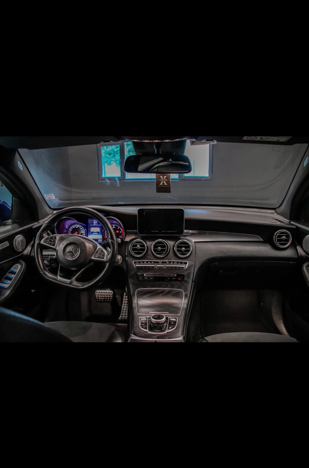 Mercedes-Benz GLC 250D* Coupe * 4x4 * AMG * AIRMATIC * Печка, снимка 6 - Автомобили и джипове - 55736251
