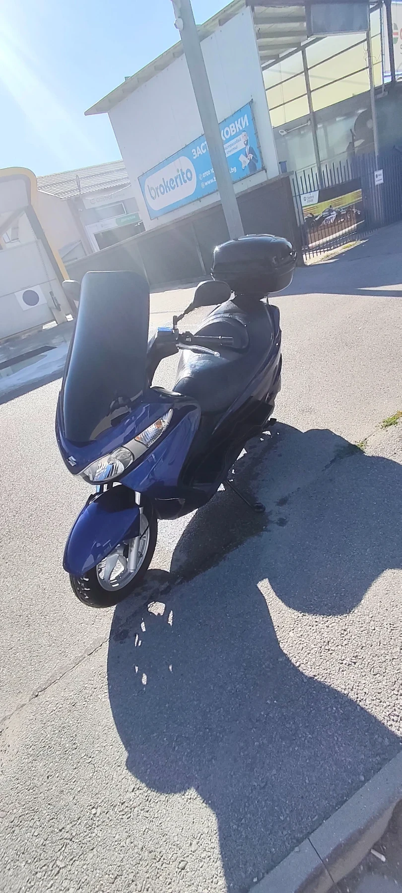Suzuki Burgman UH 200