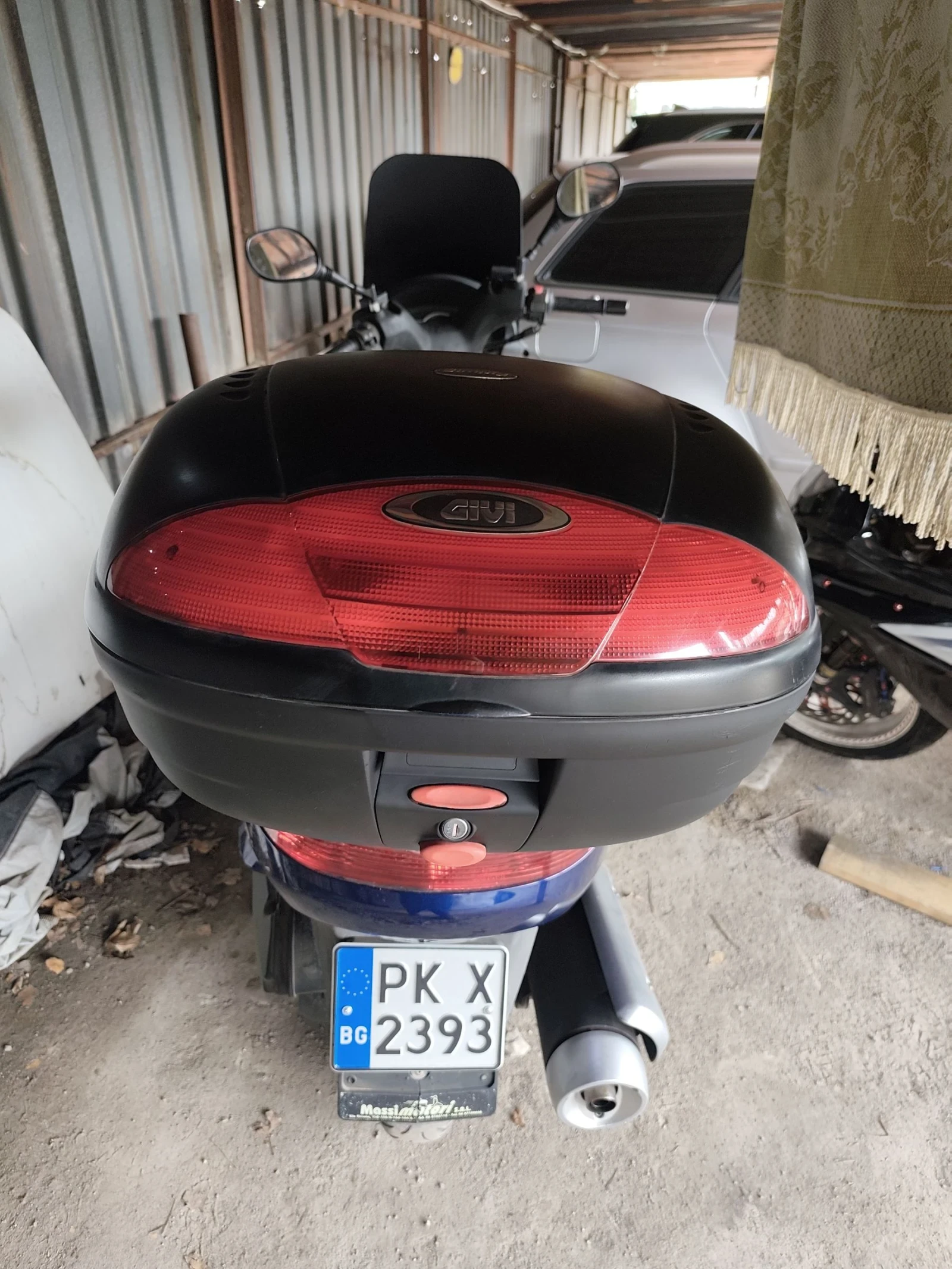 Suzuki Burgman UH 200, снимка 9 - Мотоциклети и мототехника - 54068141