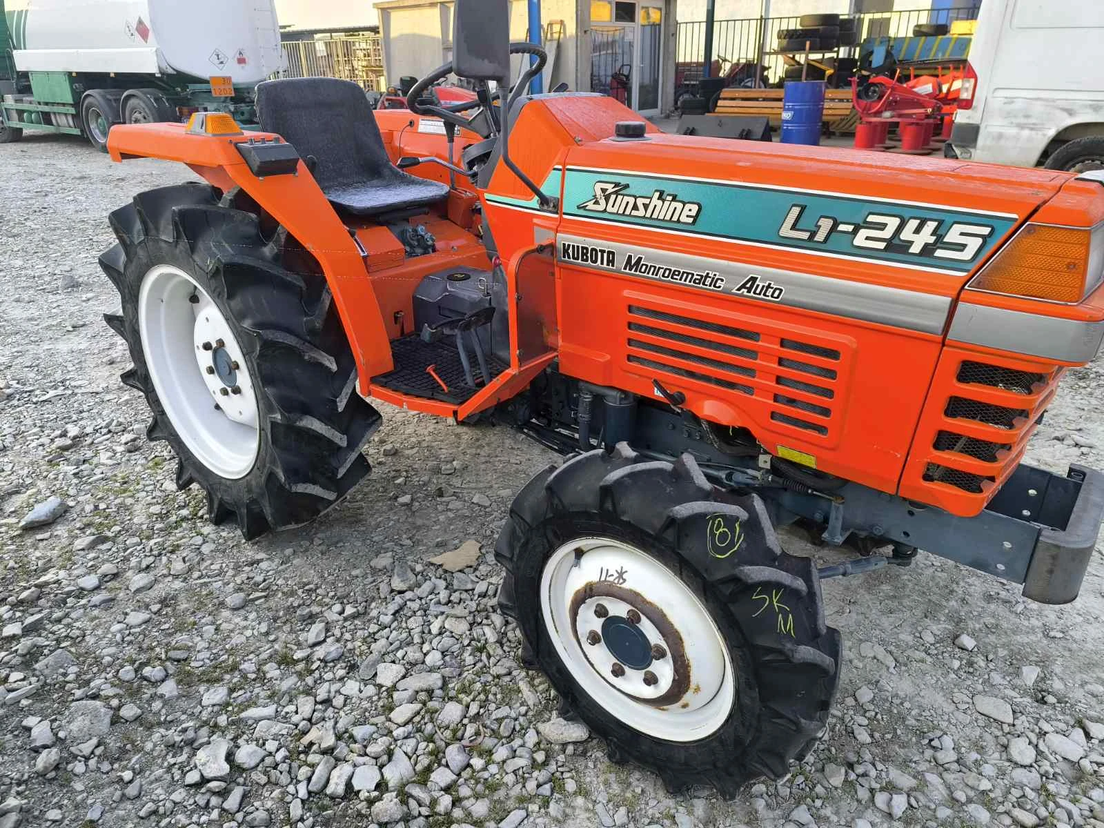 Трактор Kubota Саки агро Сливен, снимка 5 - Селскостопанска техника - 53873080