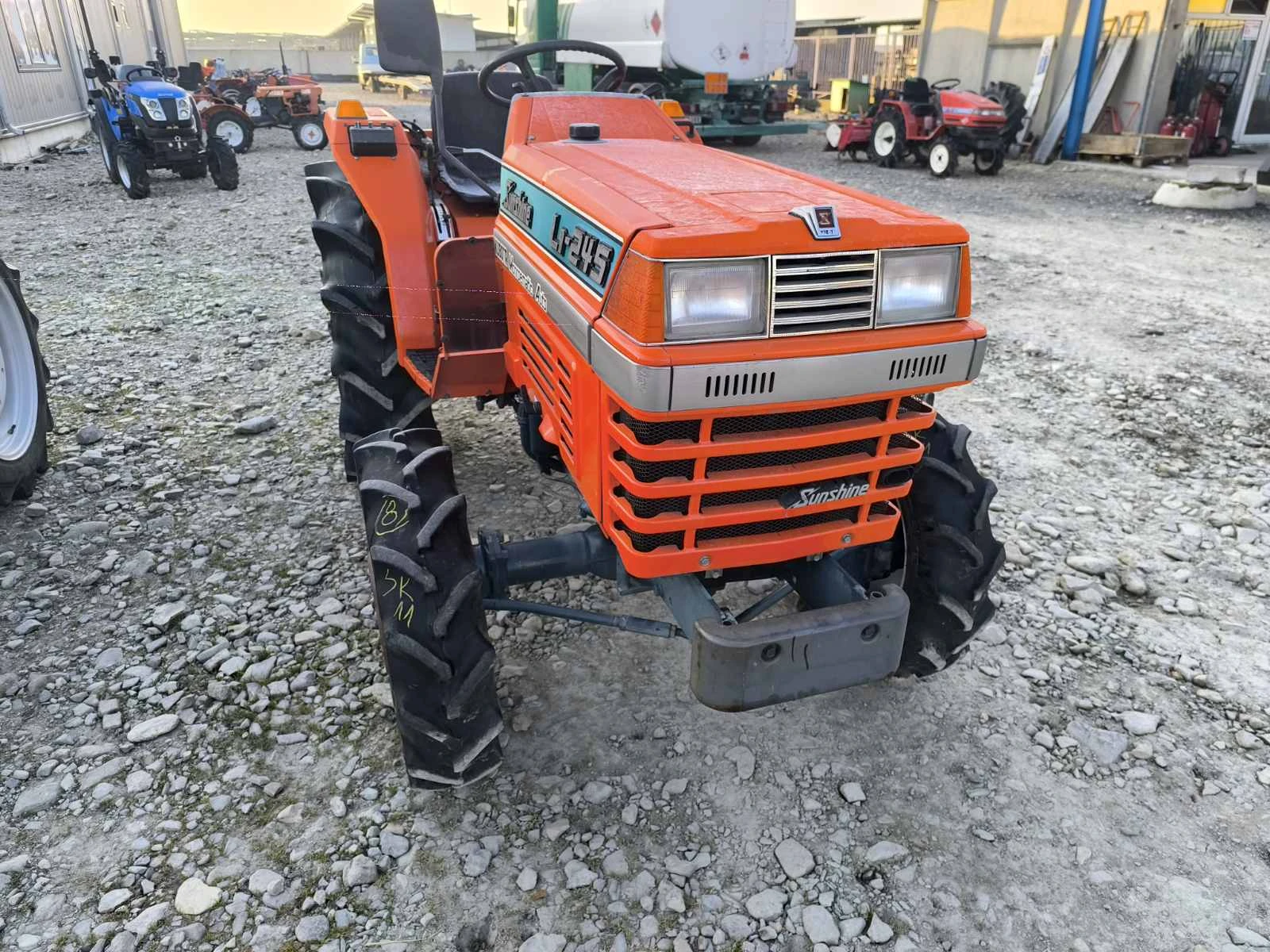 Трактор Kubota Саки агро Сливен, снимка 4 - Селскостопанска техника - 53873080