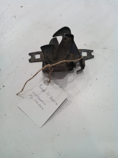 ключалка преден капак за Венто / Голф 3