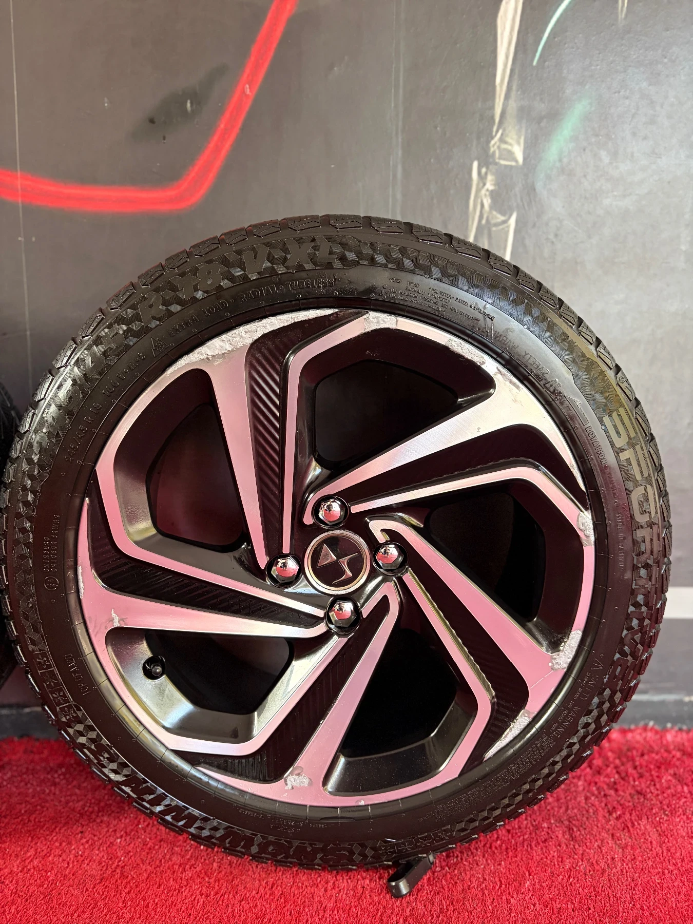 ���� � ������ 245/45R18 �� Citroen DS5 | Mobile.bg � ����������� 9